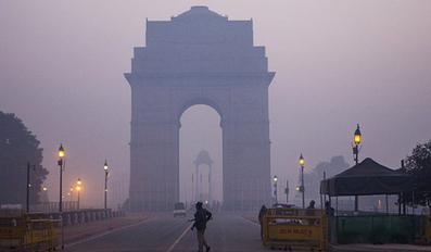 Delhi smog Schools and colleges shut as pollution worsens